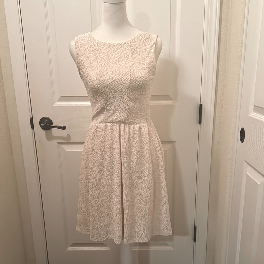 Xhilaration Cream Lace Dress
